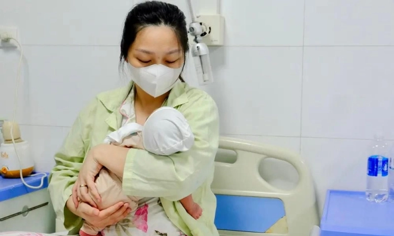 Đề xuất nghỉ thai sản 7 tháng, cần thêm 50 tỉ đồng mỗi năm