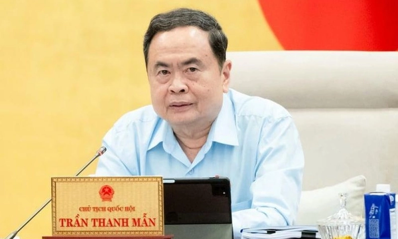 Chủ tịch Quốc hội lo lãng phí trụ sở sau sáp nhập