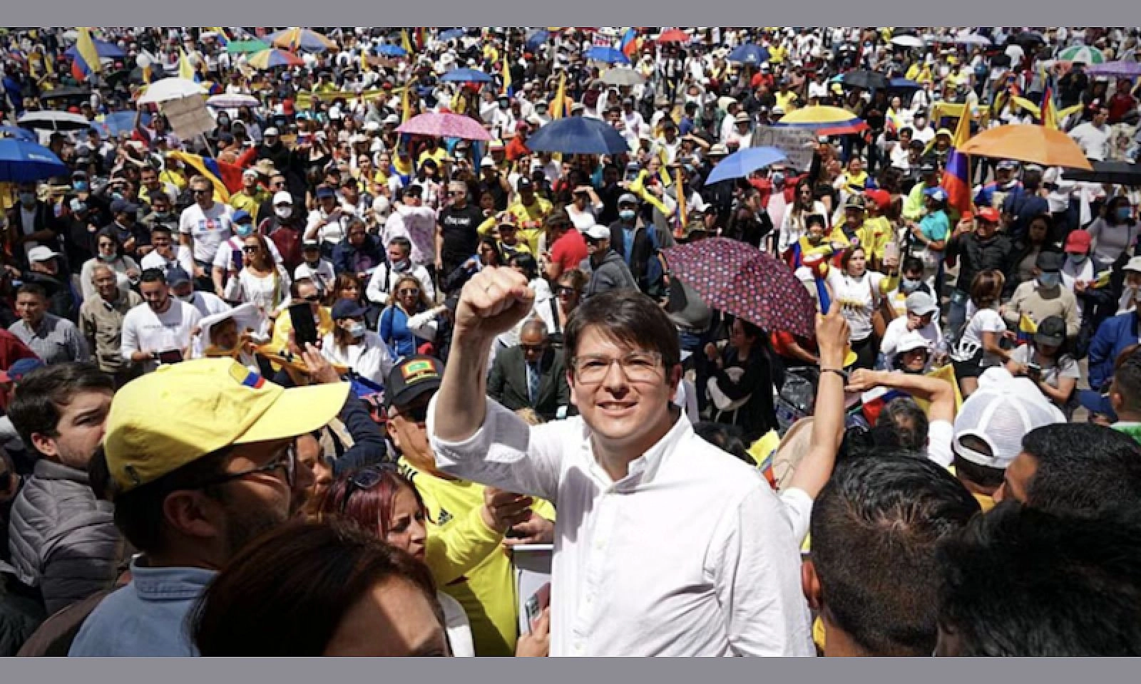 Ứng viên Tổng thống Colombia bị ám sát, đang nguy kịch