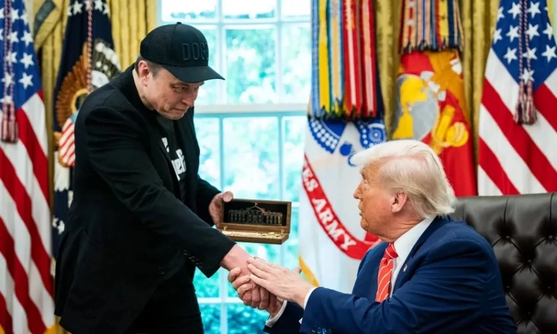 Ông Trump dùng quyền lực để “trả đũa” Elon Musk?