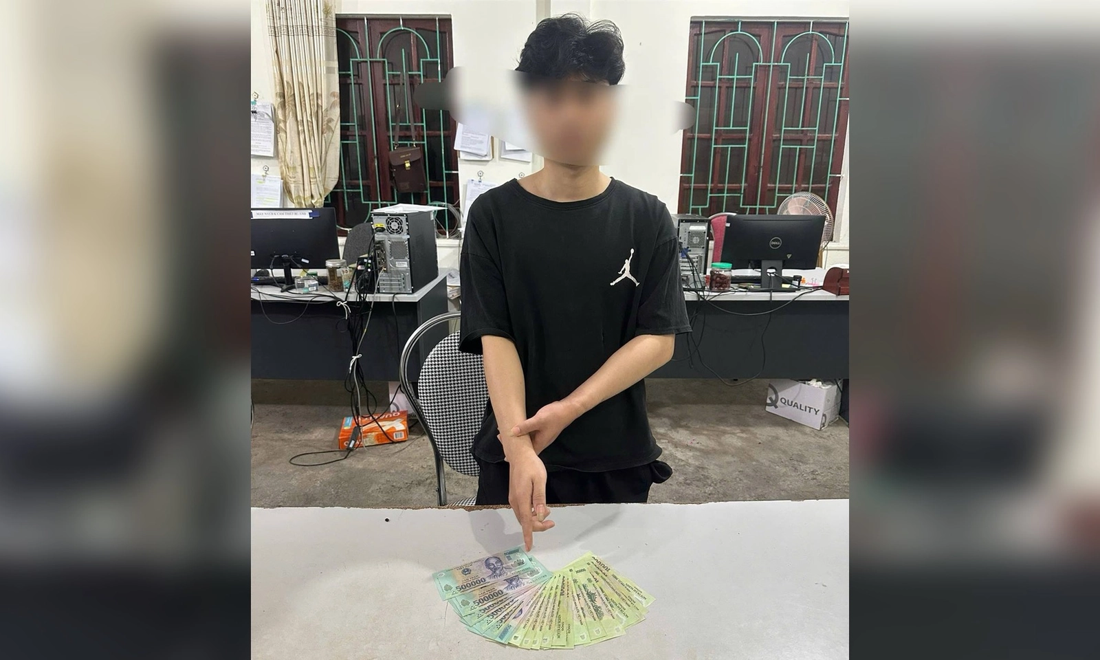Bắt giữ đối tượng lừa đảo một phụ nữ 8 lần, chiếm đoạt gần 70 triệu đồng