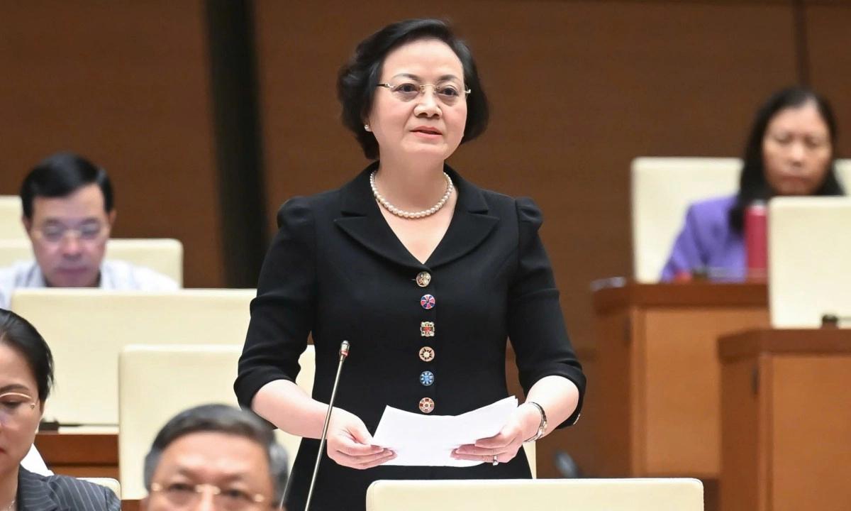 Bộ trưởng Nội vụ: Cán bộ cần giải tỏa tư tưởng để cống hiến cho đất nước