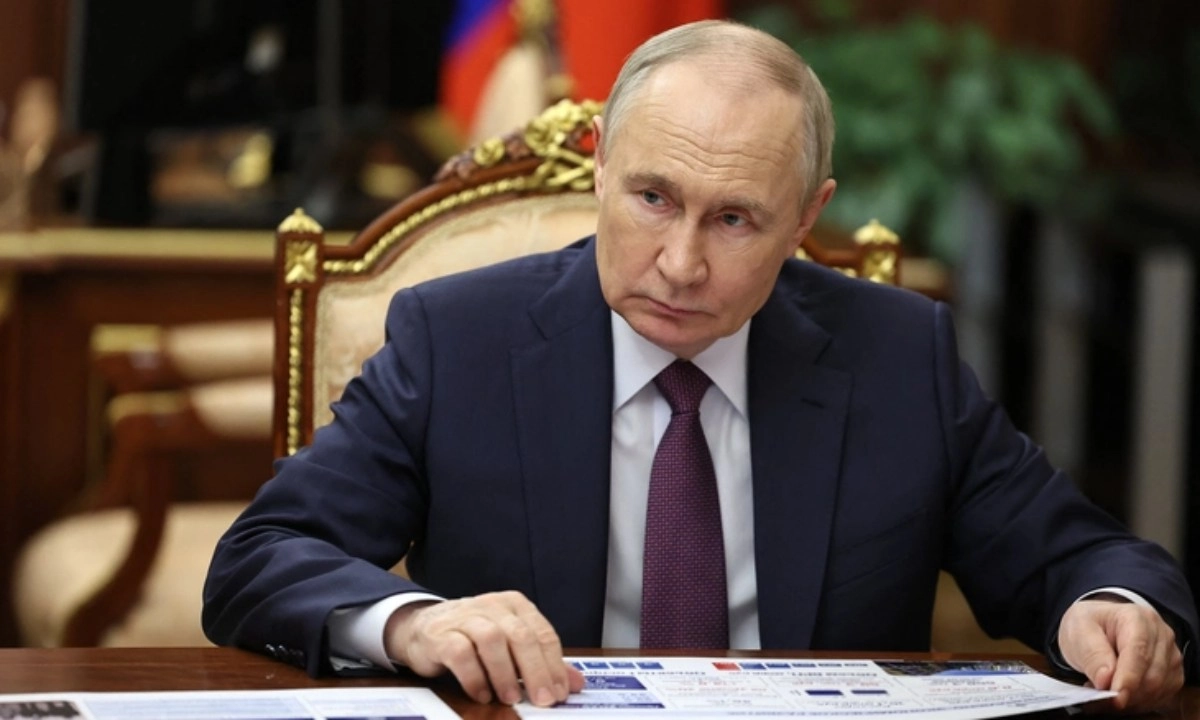 Tổng thống Putin phủ nhận Iran chế tạo bom hạt nhân