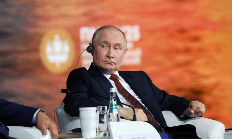 Ông Putin không loại trừ kiểm soát thành phố Sumy