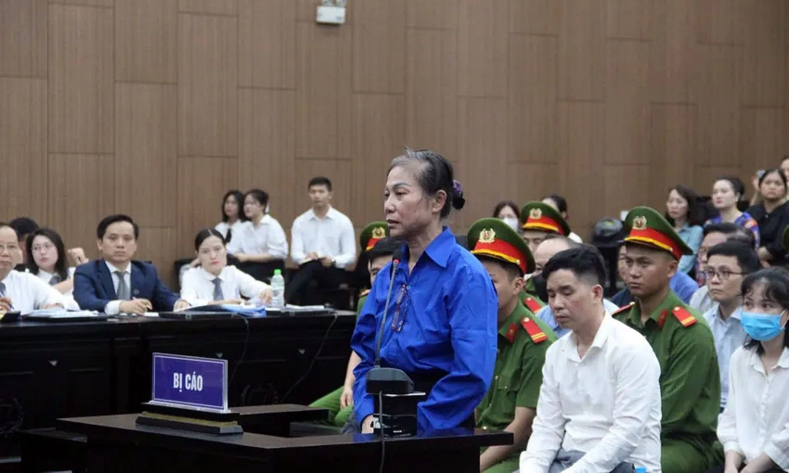 Cựu bí thư Vĩnh Phúc khai dùng tiền hối lộ làm từ thiện