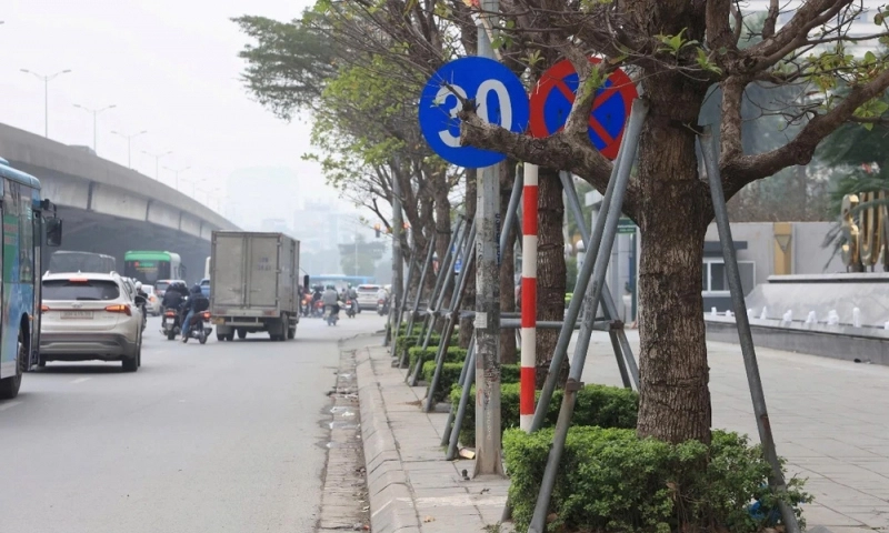 Hơn 10.000 vị trí biển báo giao thông bất cập trên cả nước: Khó hiểu, khó tránh, dễ bị phạt