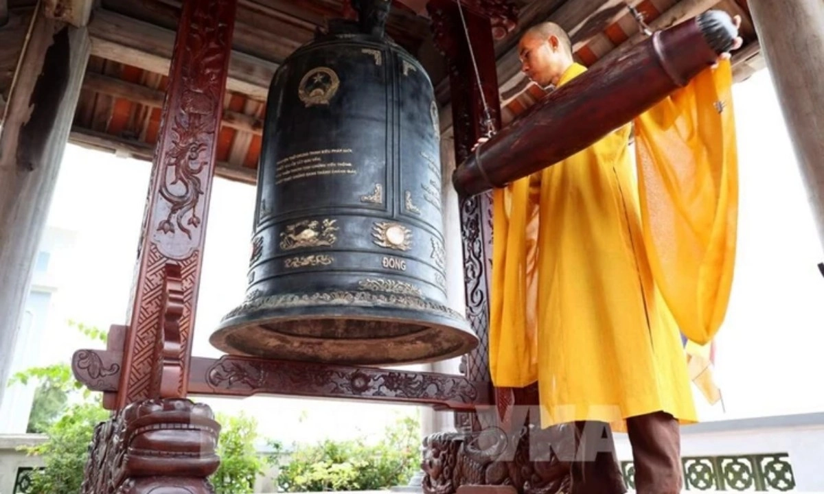 Phật giáo cả nước đồng loạt vang chuông cầu an sáng 1/7, chào mốc lịch sử