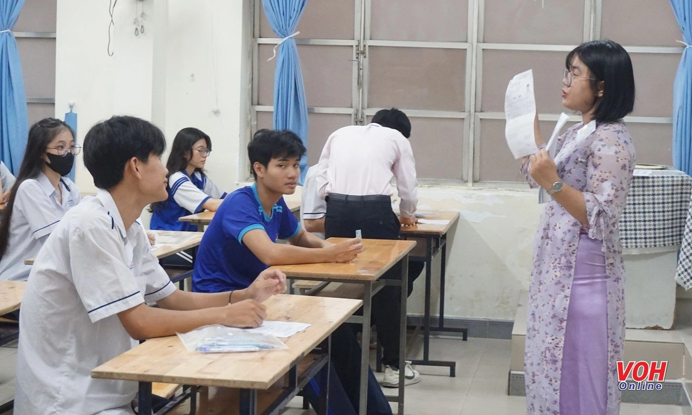 Bộ Giáo dục nói gì về thông tin lọt đề Toán thi tốt nghiệp?