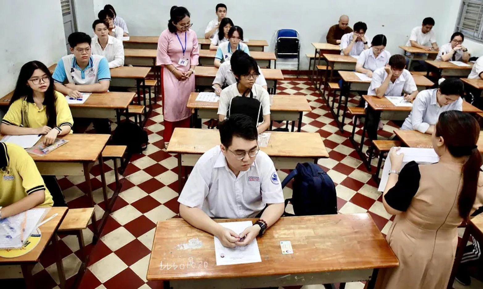 Kỳ thi tốt nghiệp THPT 2025: 20 thí sinh bị đình chỉ thi