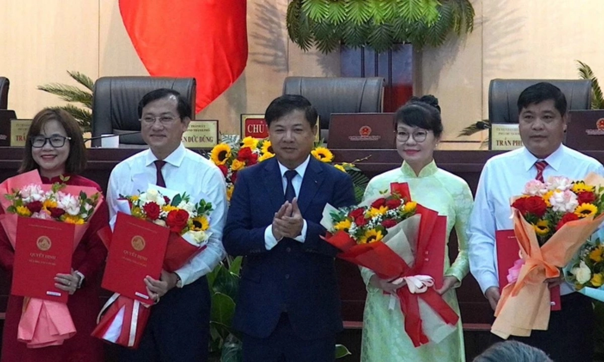 Ông Phan Văn Bình làm chủ tịch UBND đặc khu Hoàng Sa