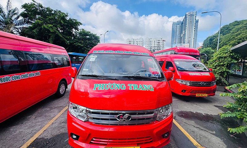 10 chuyến xe đưa đón người đến làm việc tại TPHCM sau sáp nhập đều không có khách