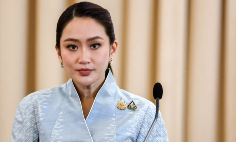 Thủ tướng Thái Lan bị tạm đình chỉ chức vụ