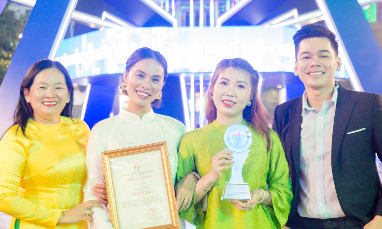 “Giải Thưởng Thành Tựu Y Khoa Việt Nam nhận Giải thưởng Sáng tạo TPHCM 2025
