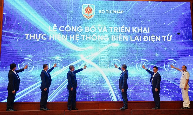 Điểm tin chiều 4/7: Triển khai hệ thống biên lai điện tử thi hành án dân sự