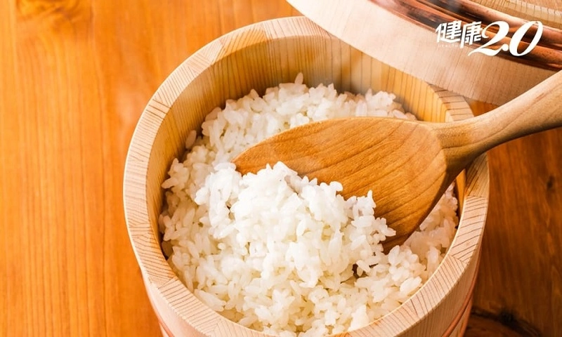 Cơm gạo trắng không tốt cho việc giảm cân và lượng đường trong máu? 