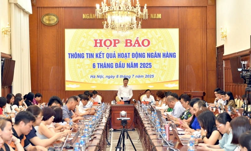 Tín dụng tăng mạnh nhất kể từ 2023