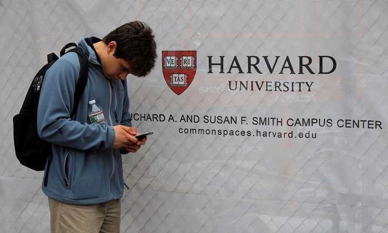Bộ an ninh nội địa Mỹ gây áp lực lên Đại học Harvard: Yêu cầu thông tin du học sinh 