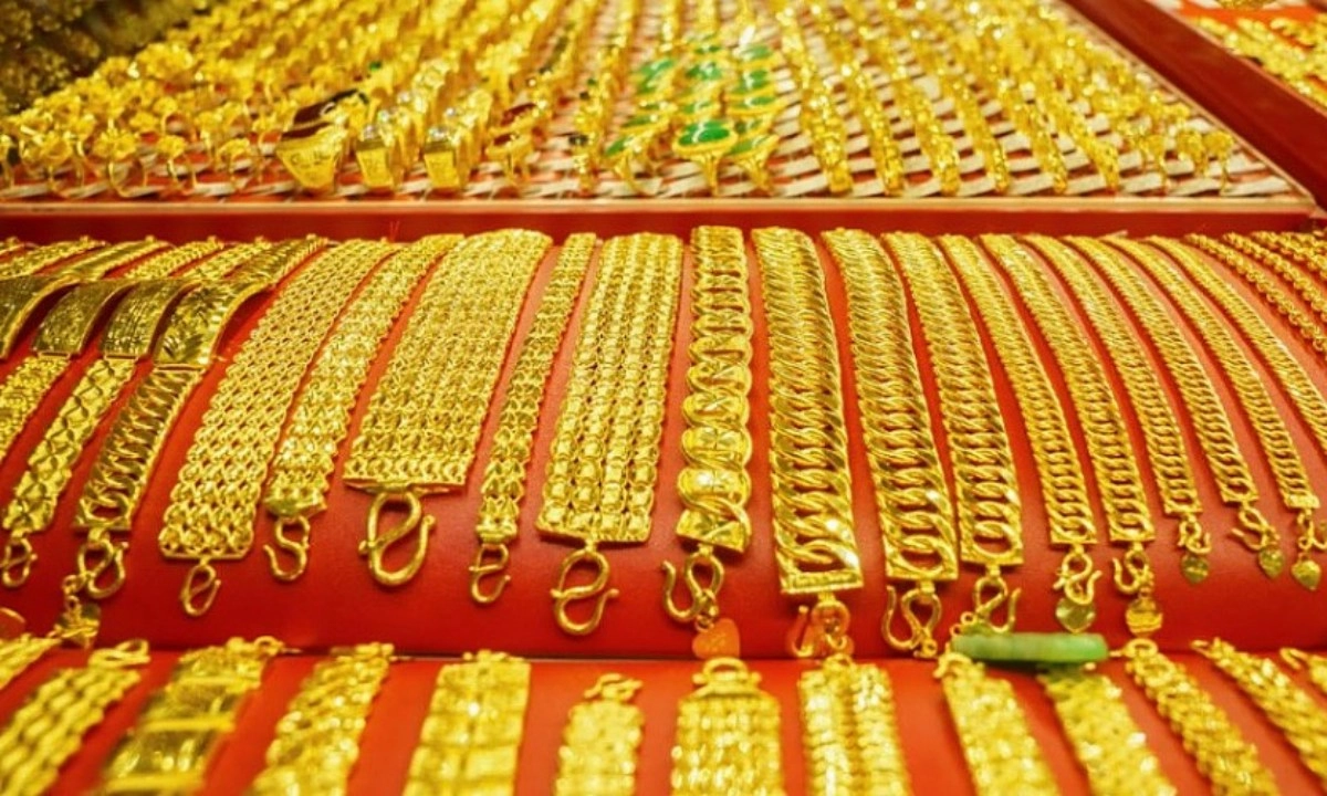 Giá vàng tăng mạnh trở lại trước bất ổn địa chính trị