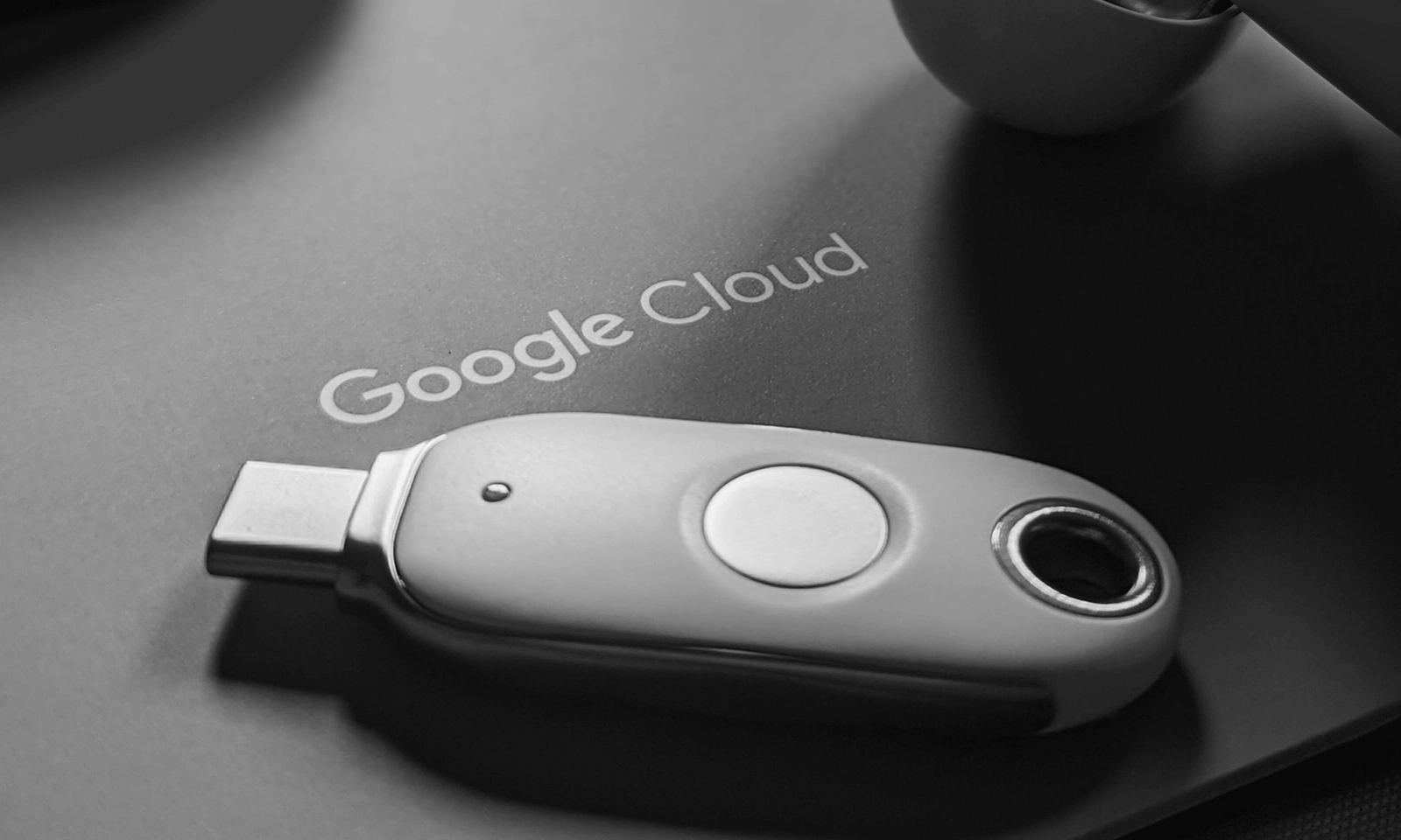 Bị hack tài khoản, một công ty phải trả hơn 16 tỷ đồng cho Google Cloud