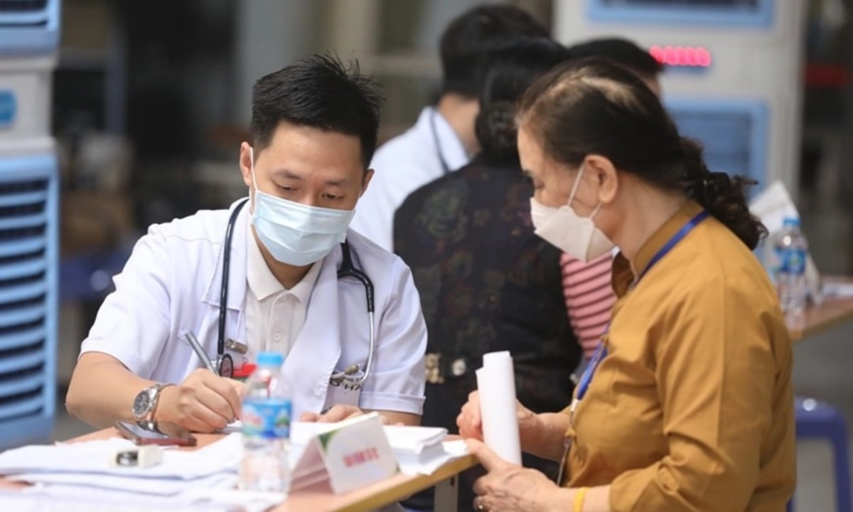 Mức đóng BHYT vẫn giữ nguyên 4,5% lương cơ sở