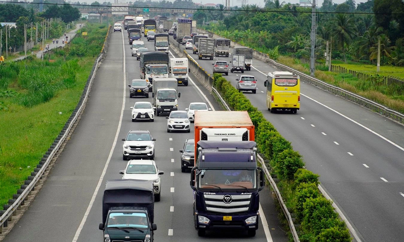 Đề xuất mở rộng cao tốc TPHCM – Mỹ Thuận: Vừa thi công vừa duy trì giao thông