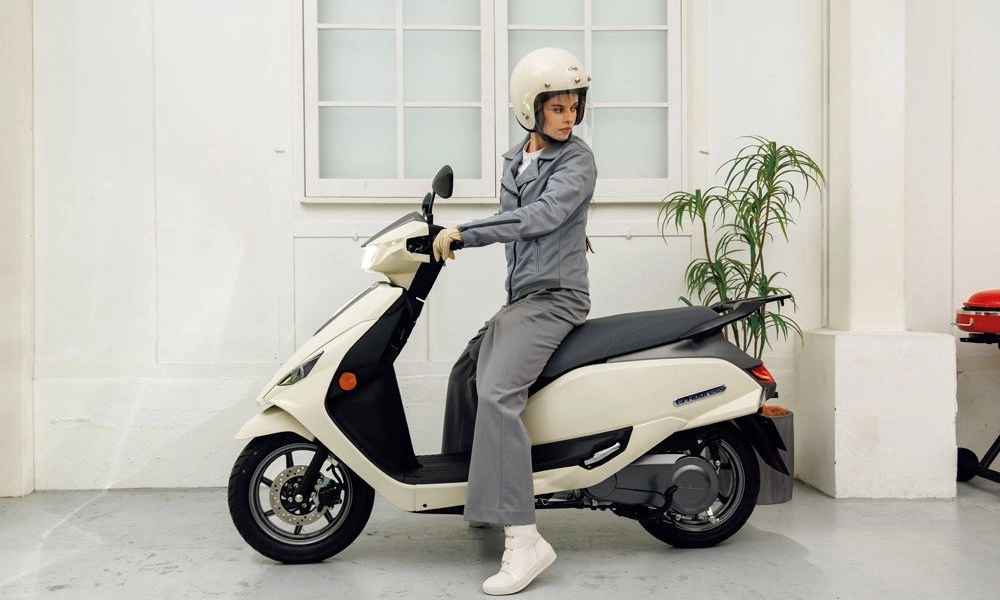 Suzuki chuẩn bị gia nhập cuộc đua xe máy điện tại Việt Nam với mẫu e-Address