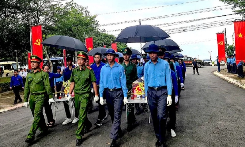 Tây Ninh: Truy điệu, an táng 156 hài cốt liệt hy sinh tại Campuchia