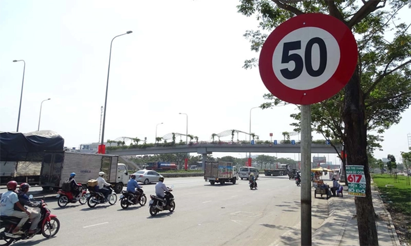 Cục CSGT đề xuất sơn tốc độ tối đa cho phép lên mặt đường