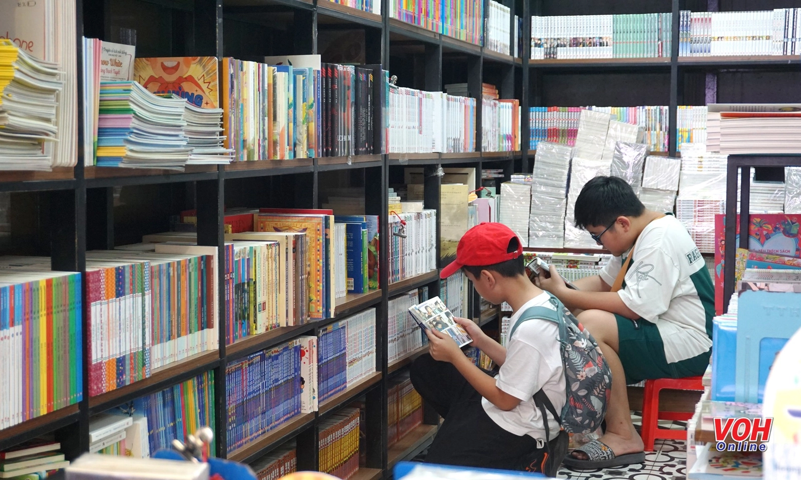 Doanh thu từ sách thiếu nhi giảm 12,75%