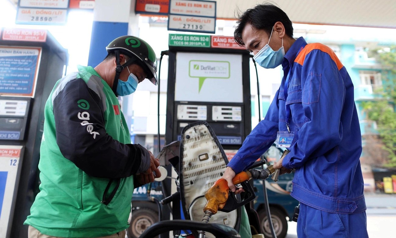 Giá xăng có thể tiếp tục giảm  