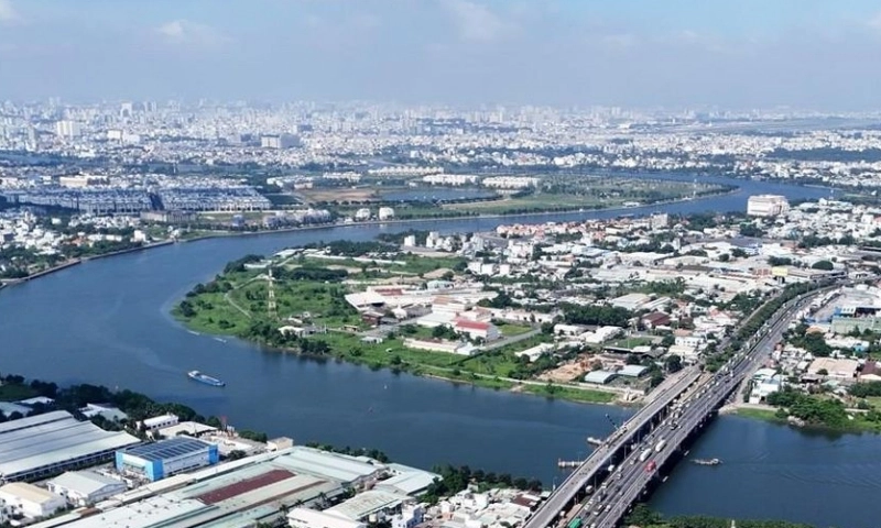 TPHCM thiếu hụt vật liệu cho các dự án hạ tầng quy mô lớn