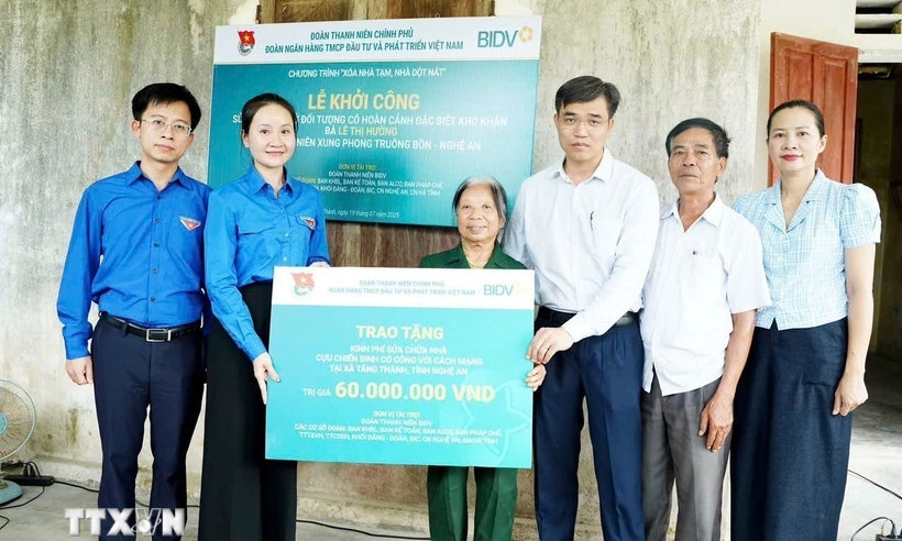 Bổ sung hơn 1.900 tỷ đồng cho địa phương để hỗ trợ nhà ở cho người có công