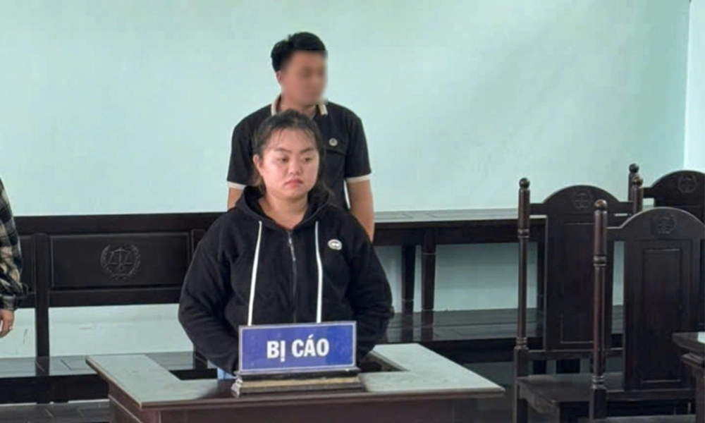 Tuyên 1 năm tù treo cho bảo mẫu đánh bé 1 tuổi ở Đồng Tháp