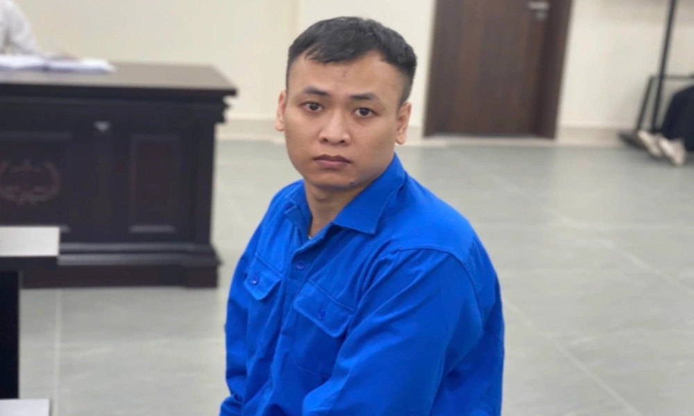 Hà Nội: Đổ xăng đốt nhà người tình, bị phạt 16 năm tù