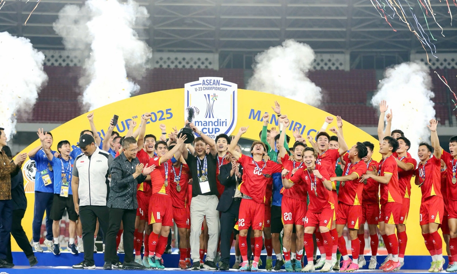 Báo Indonesia tố U23 Việt Nam chơi tiêu cực