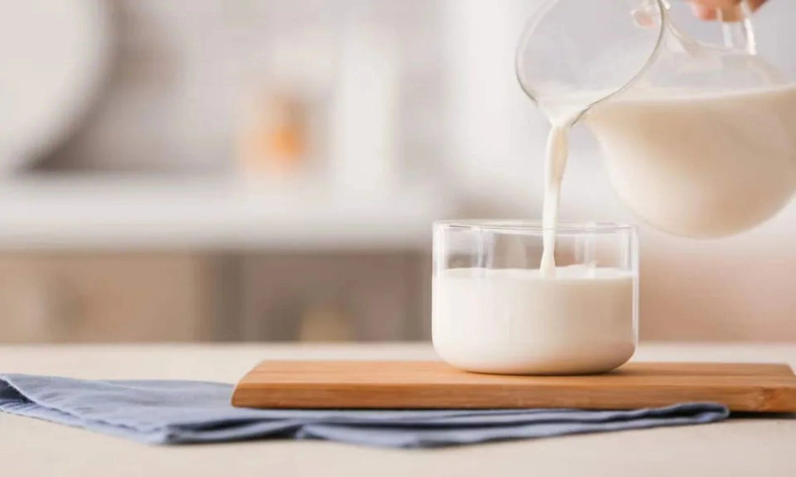 Những loại đồ uống giúp bạn ngủ ngon hơn