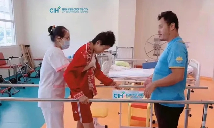 Cứu sống bé gái Campuchia nguy cơ sống đời thực vật sau tai nạn giao thông