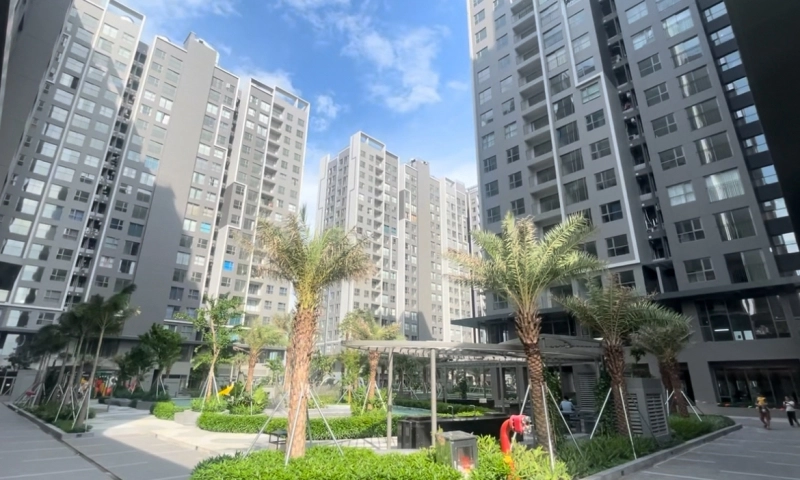 Chung cư cũ ở Hà Nội, TPHCM giảm giá nhẹ 
