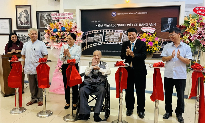 NSNA Minh Lộc: Người viết sử bằng ảnh 