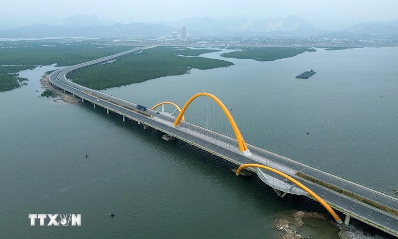 Tập đoàn Trung Quốc đề xuất nghiên cứu dự án hầm đường bộ qua vịnh Cửa Lục