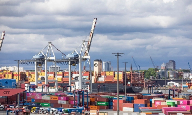 EU trình luật xóa thuế nhập khẩu hàng công nghiệp Mỹ