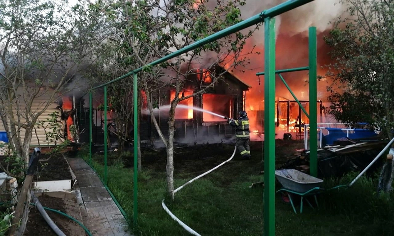 Nga mở đợt tập kích lớn vào Ukraine, tuyên bố tấn công trúng mục tiêu quân sự 