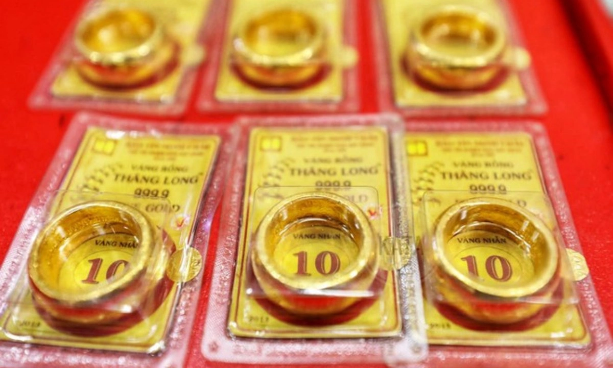 Giá vàng trong nước lập đỉnh mới, tiến sát 130 triệu đồng/lượng