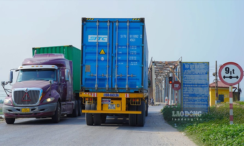 Yêu cầu hoàn thành cầu đường sắt Cẩm Lý trong tháng 1/2026