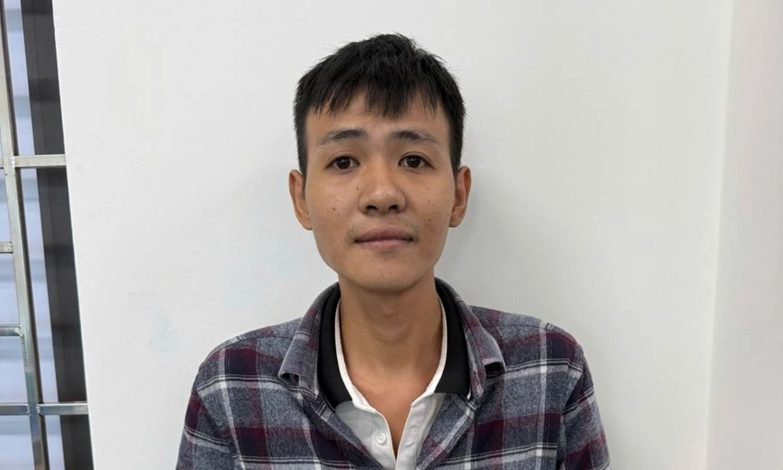 Tự ra đầu thú sau nhiều lần nạp tiền, đánh bạc online