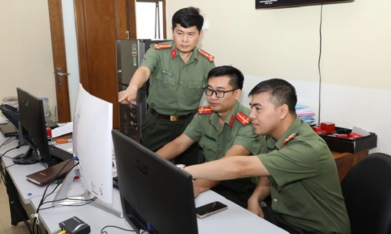 Hà Nội xử lý nhiều trường hợp hoang báo bị cướp xe máy 