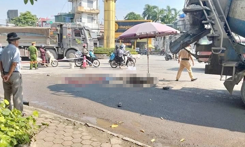 Hà Nội: Liên tục xảy ra hai vụ tai nạn chết người do xe bồn va chạm xe máy