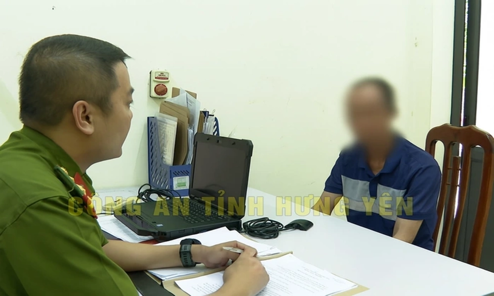 Khởi tố vụ cha bạo hành, cấm con đi học tại Hưng Yên