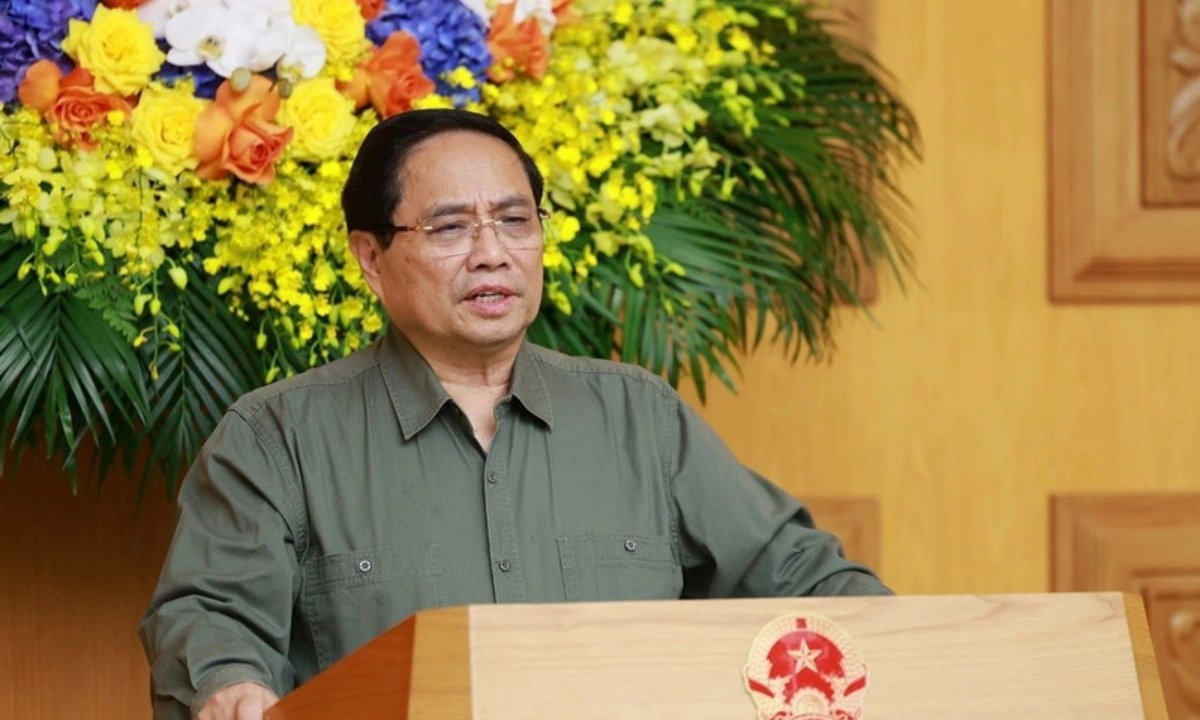 Thủ tướng yêu cầu khẩn trương khắc phục hậu quả bão số 10