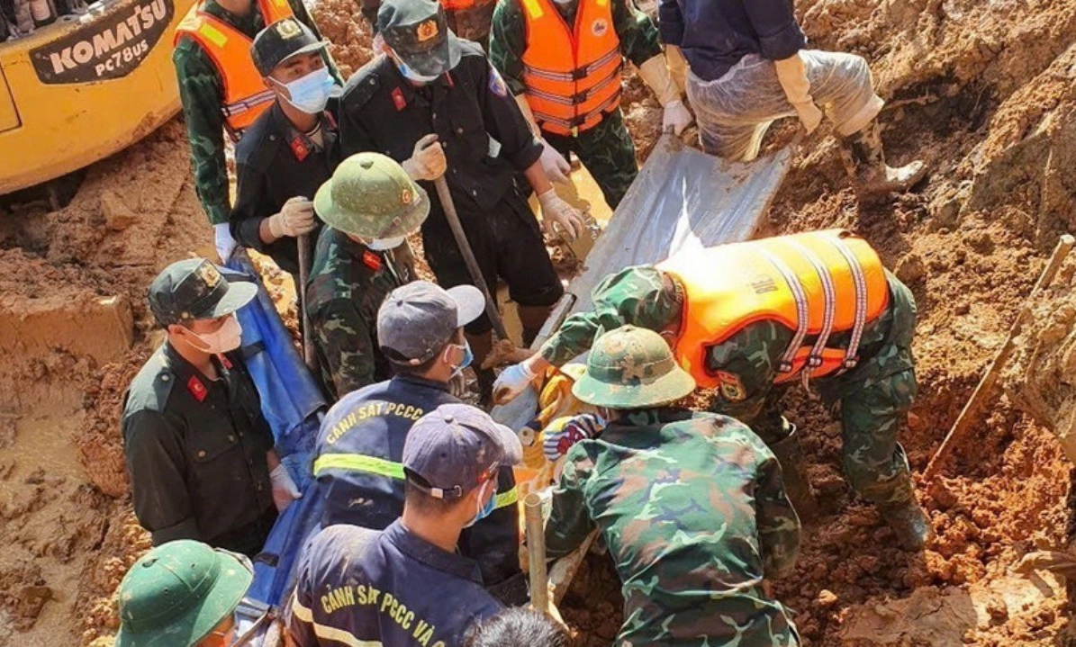 Sạt lở đất ở Tuyên Quang: Tìm thấy 3 nạn nhân, tiếp tục nỗ lực tìm kiếm